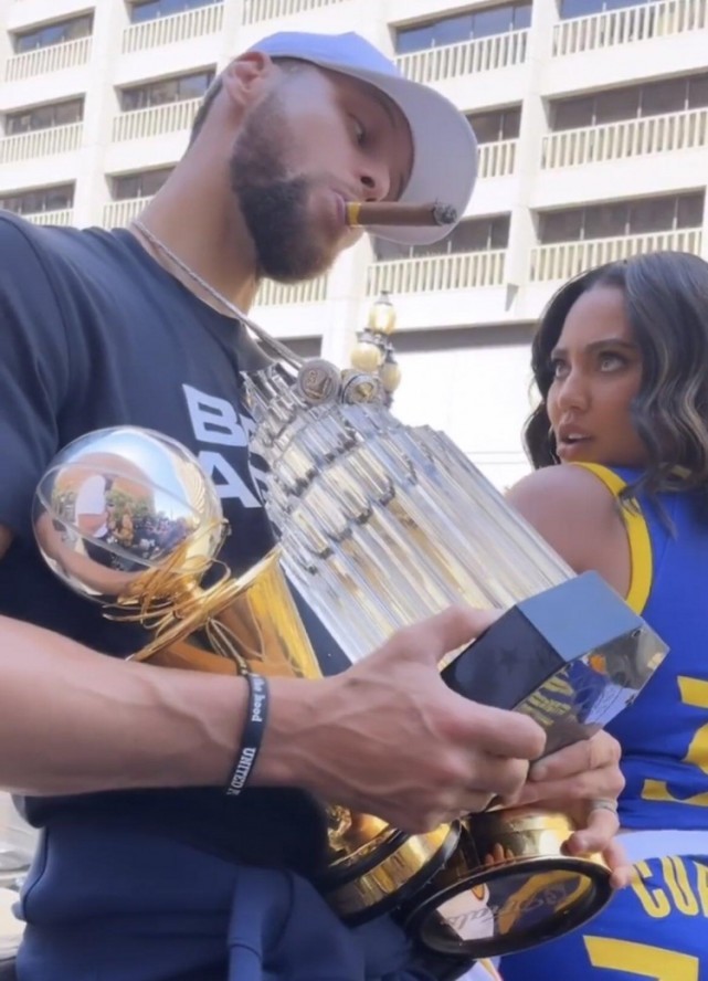 长期塑造了 长期塑造了