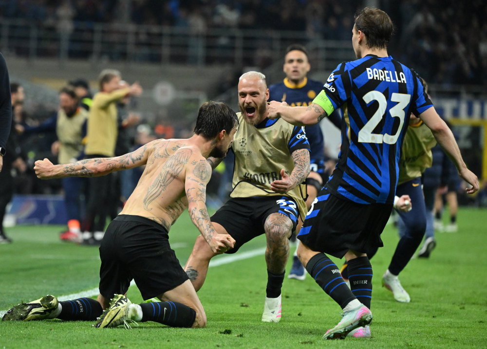 身体对抗的 身体对抗的